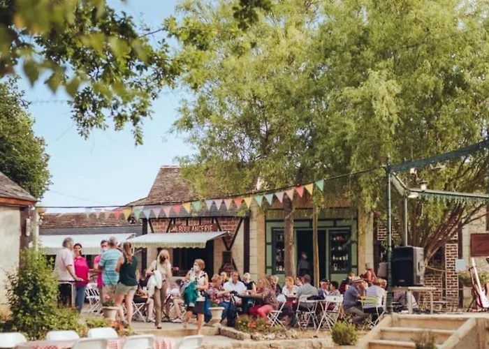 Gite Familiale Au Coeur Du Village